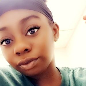 Meet your Posher, Jasmine